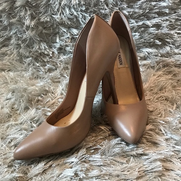 Steve Madden pointed pumps - Picture 2 of 5